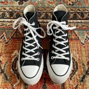 Women’s Converse Canvas Platform Chuck Taylor All Star